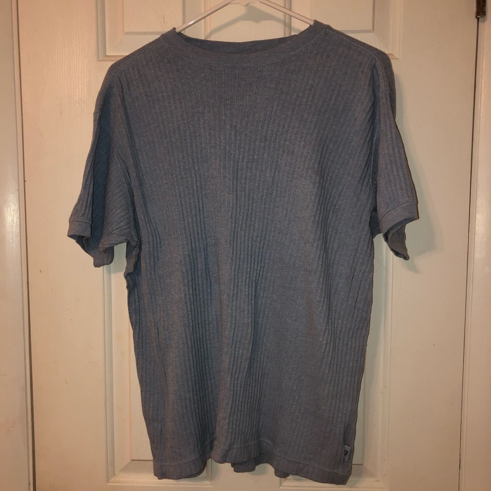 Short sleeve shirt